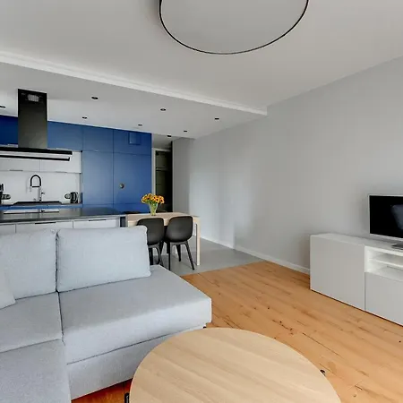 Apartment Front Park By Staywin Danzig